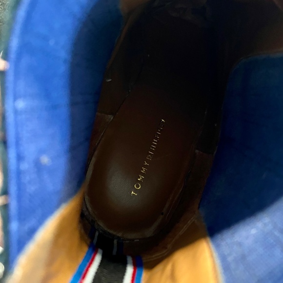 Tommy Hilfiger black suede wedge booties with brogue detailing Size 9.5 - Picture 12 of 12